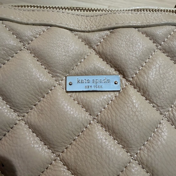 Kate Spade Gold Coast Georgina quilted leather shoulder bag in cashew - Picture 6 of 16